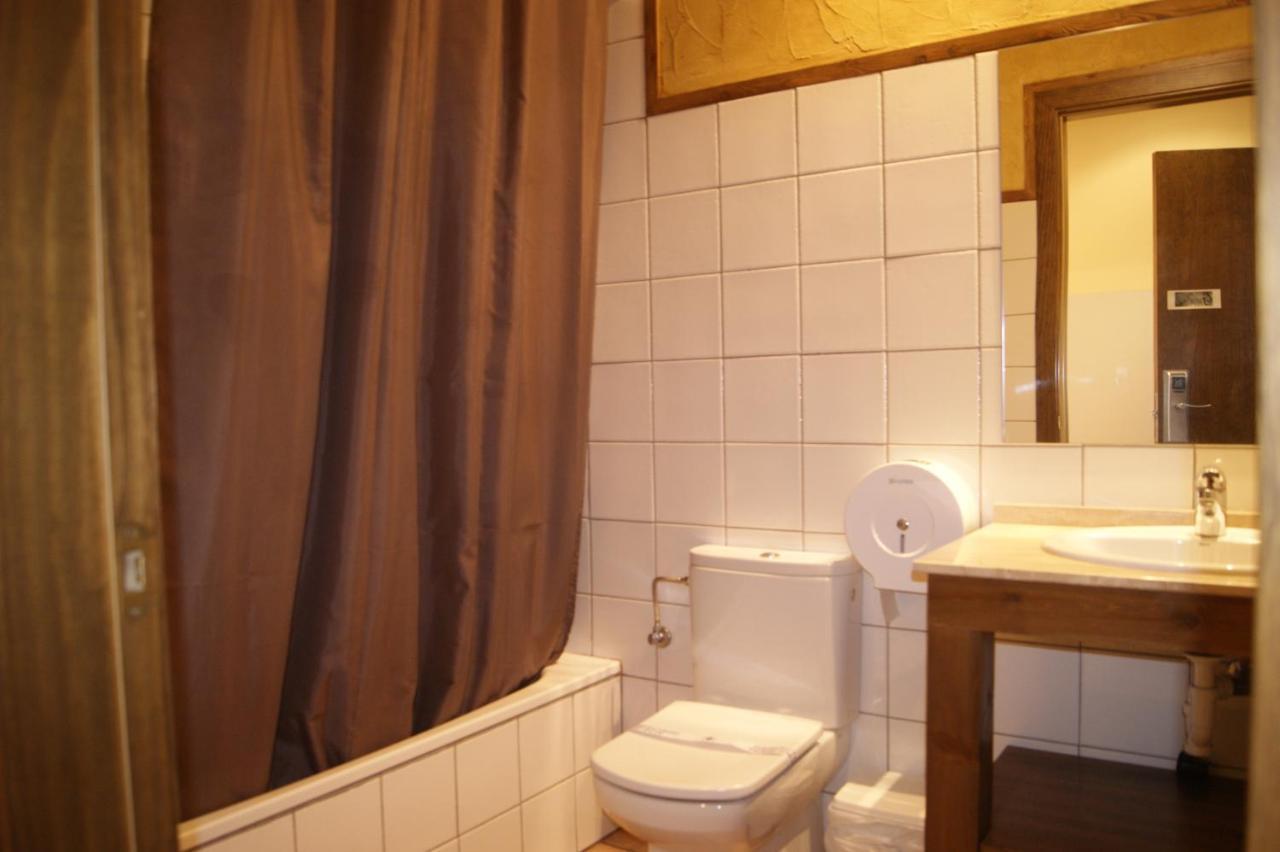 Hotel Familiar Baga Ngoại thất bức ảnh